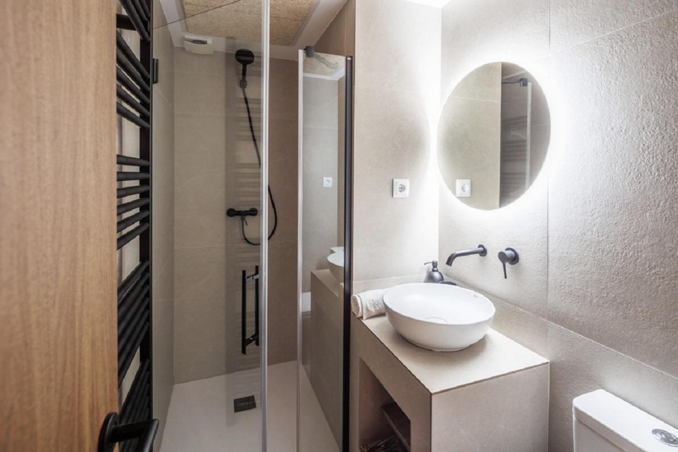 Luxury Flats Pcl By Clabao Apartman Logroño Kültér fotó