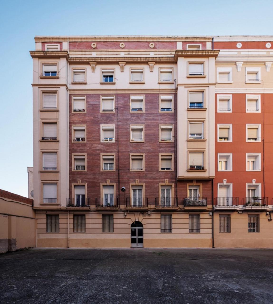 Luxury Flats Pcl By Clabao Apartman Logroño Kültér fotó